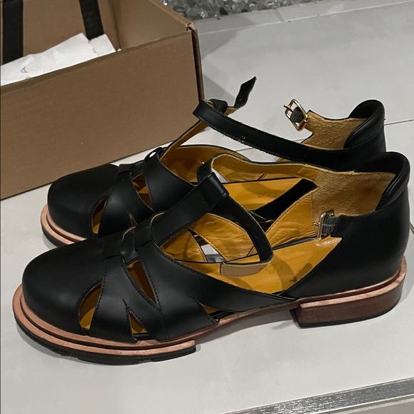 Mafalda Black fisherman Leather Flats with Strap - Picture 6 of 11